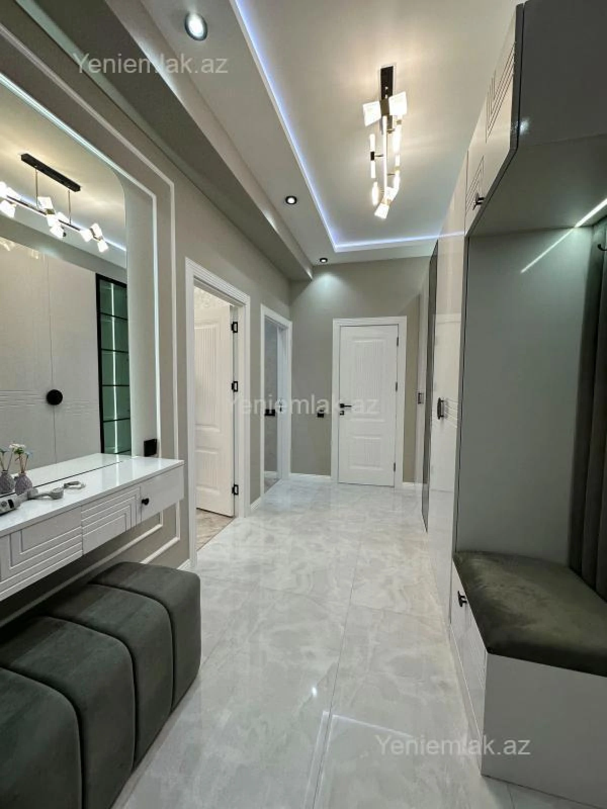 Satılır 2 otaqlı yeni tikili 55 m²