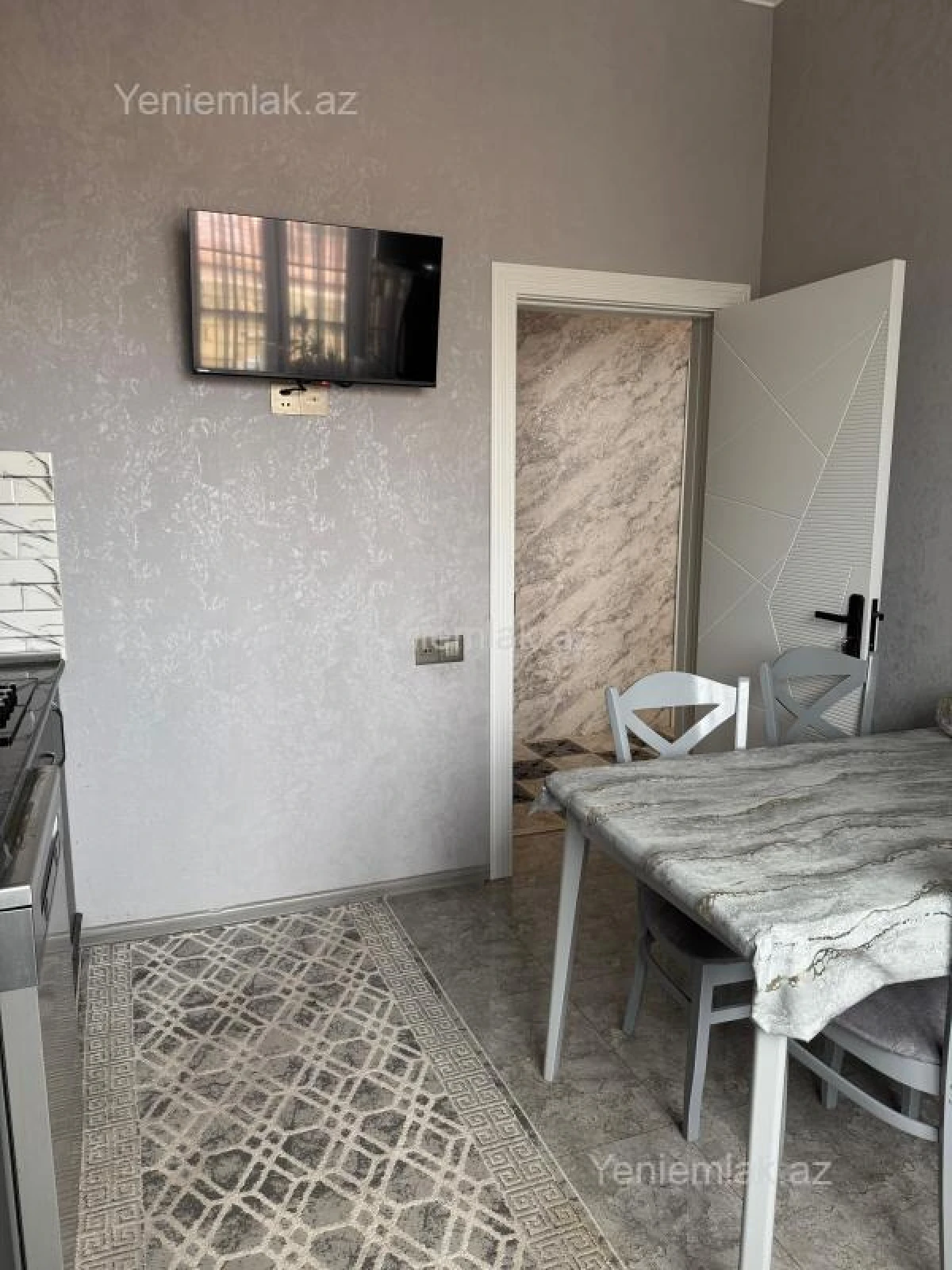 Satılır 5 otaqlı həyət evi 170 m²