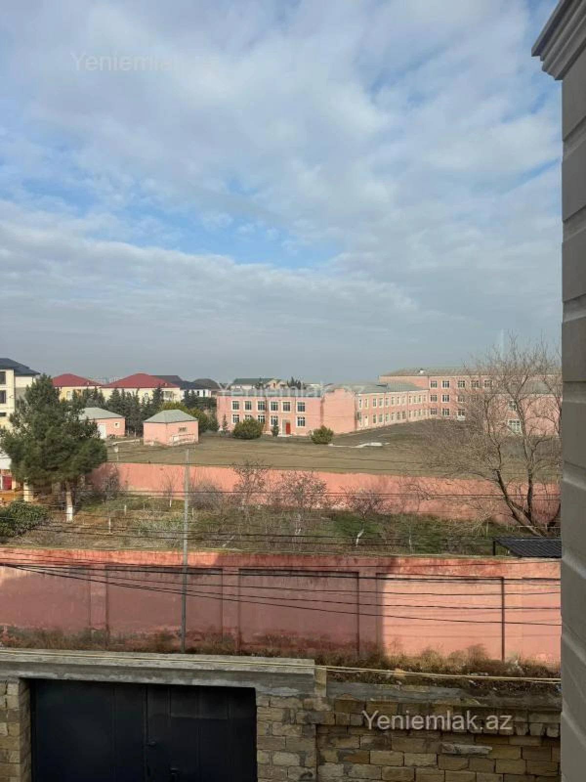 Satılır 5 otaqlı həyət evi 170 m²