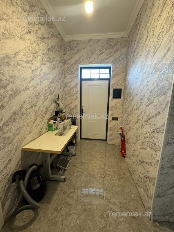 Satılır 5 otaqlı həyət evi 170 m²