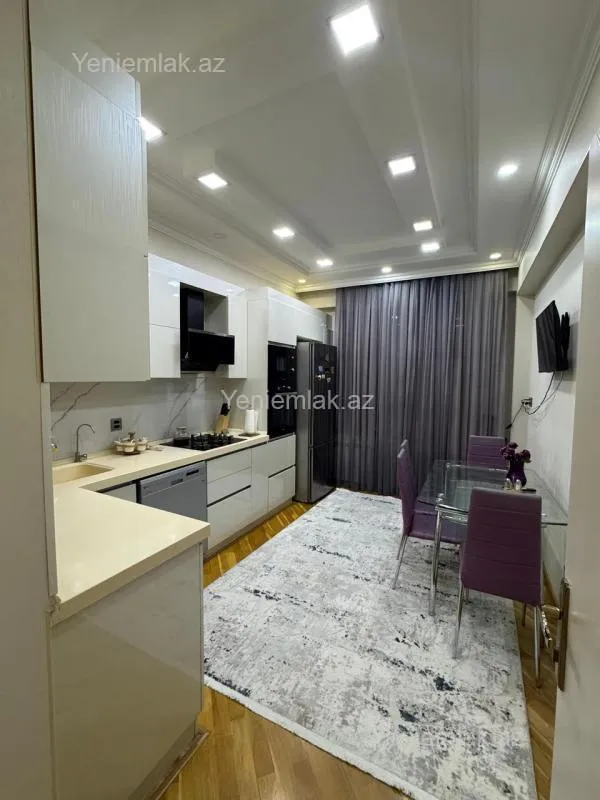 Satılır 4 otaqlı yeni tikili 120 m²