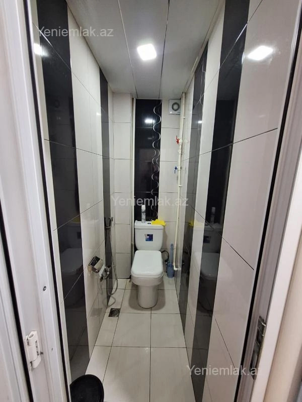 Satılır 5 otaqlı köhnə tikili 100 m²