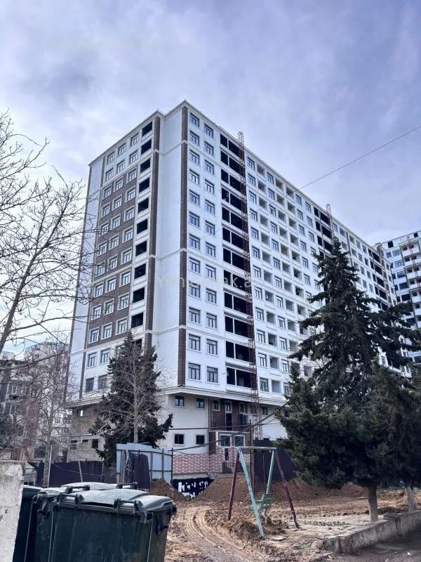 Satılır 4 otaqlı yeni tikili 110 m²