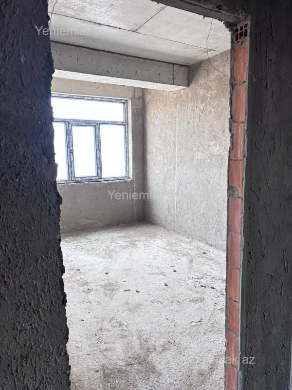 Satılır 4 otaqlı yeni tikili 110 m²