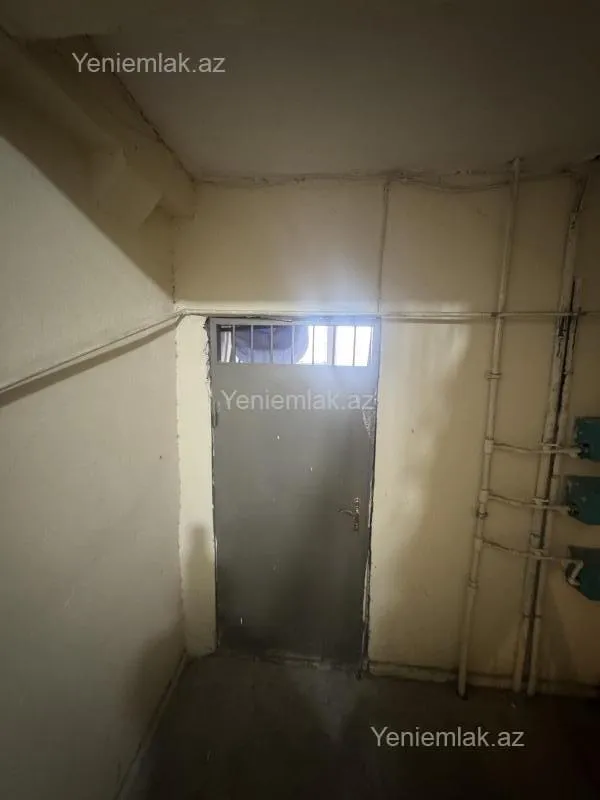 Satılır 2 otaqlı köhnə tikili 45 m²
