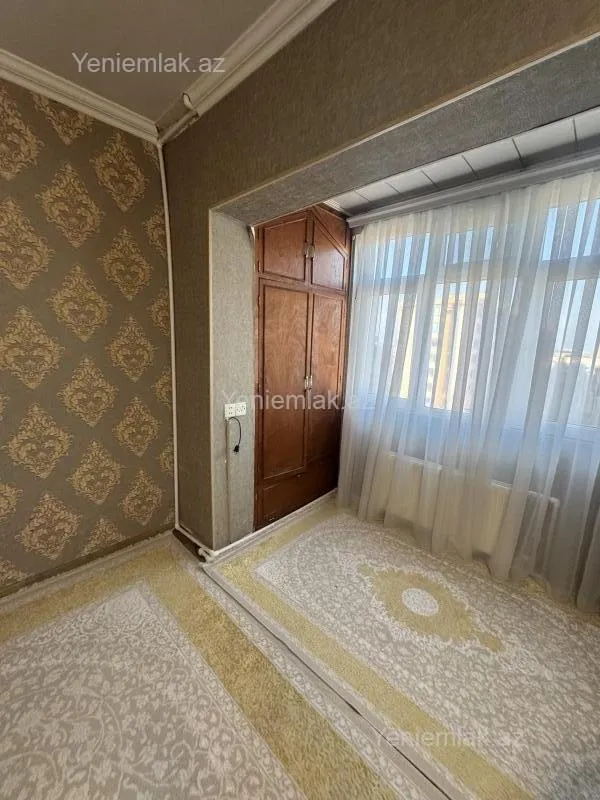 Satılır 2 otaqlı köhnə tikili 45 m²
