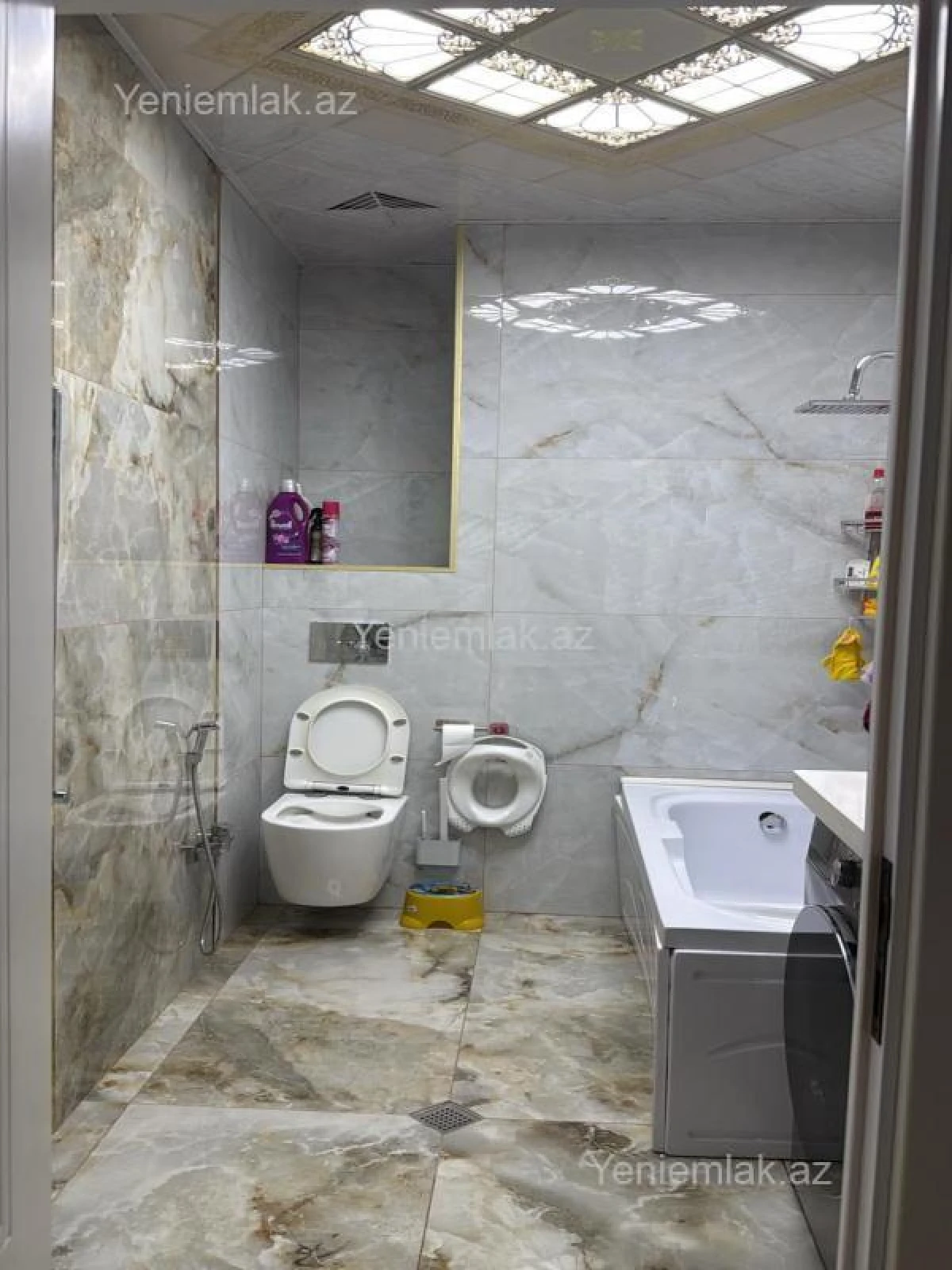 Satılır 3 otaqlı yeni tikili 85 m²