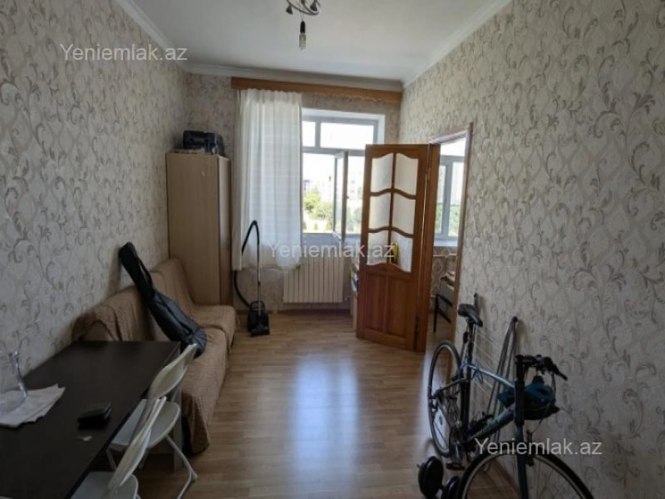 Satılır 2 otaqlı köhnə tikili 40 m²