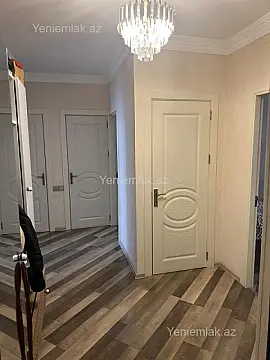 Satılır 4 otaqlı köhnə tikili 110 m²