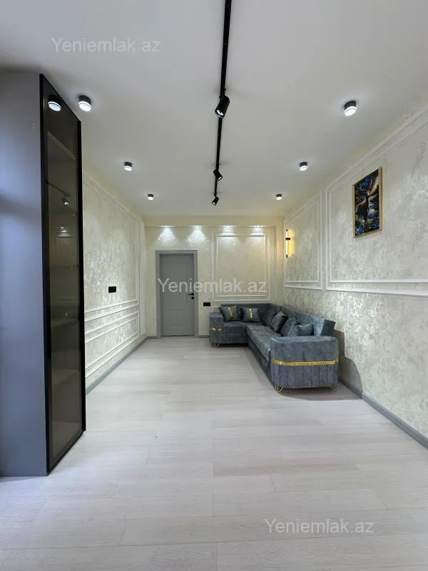 Satılır 2 otaqlı yeni tikili 80 m²