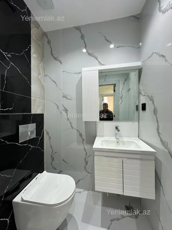 Satılır 2 otaqlı yeni tikili 80 m²