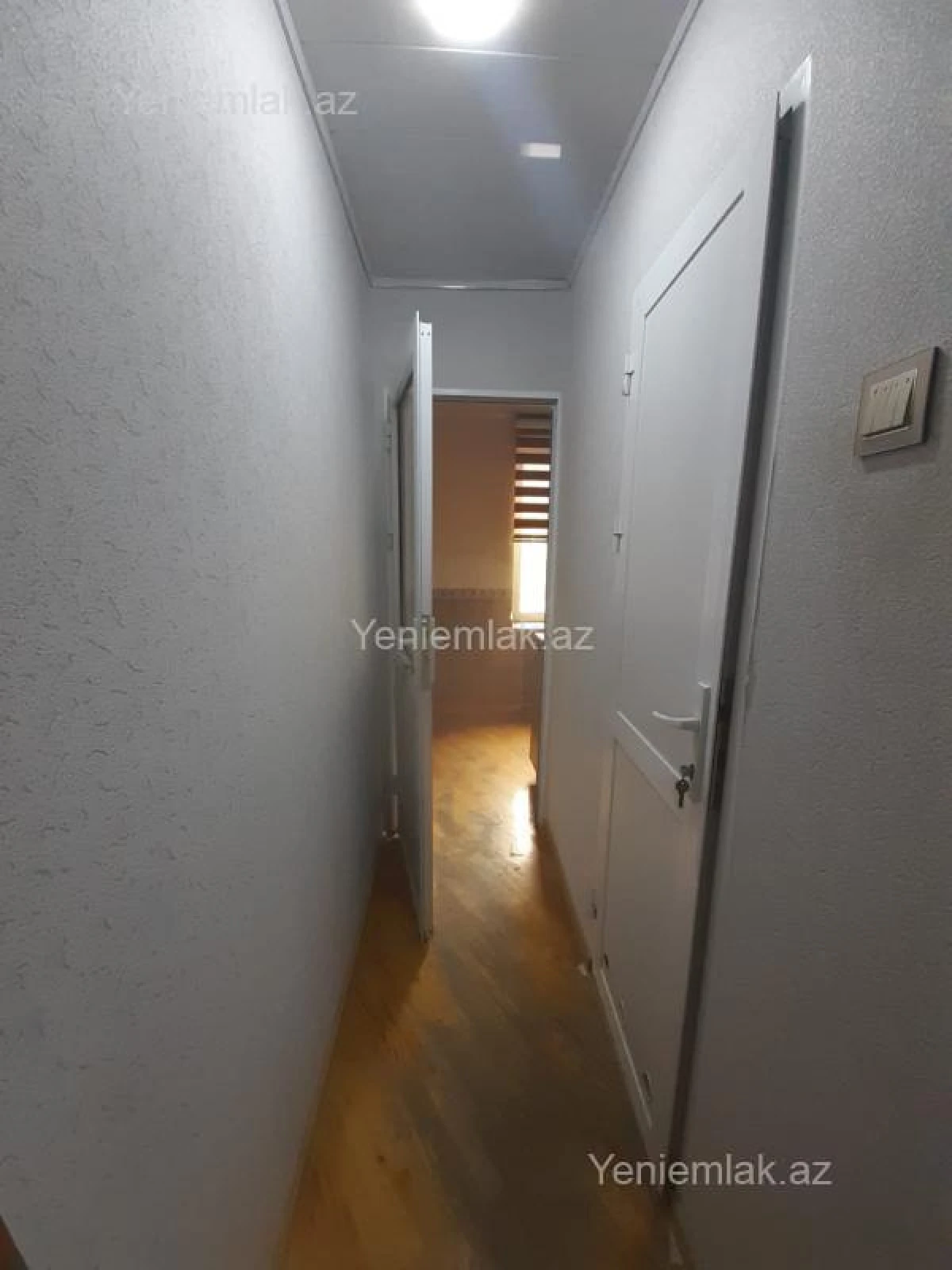 Satılır 1 otaqlı köhnə tikili 35 m²