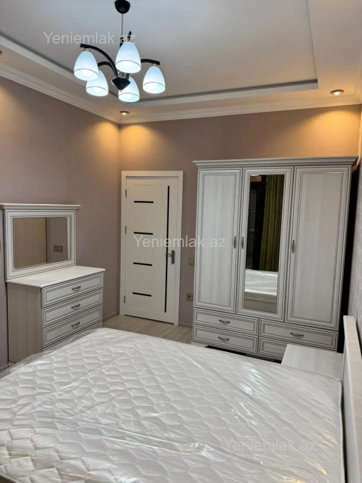 Satılır 2 otaqlı yeni tikili 52 m²