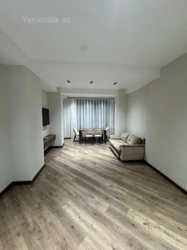 Satılır 2 otaqlı yeni tikili 77 m²