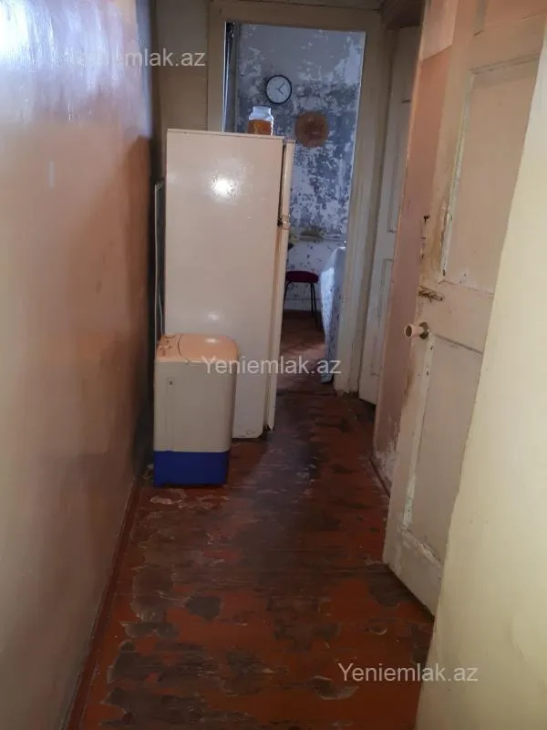 Satılır 3 otaqlı köhnə tikili 70 m²