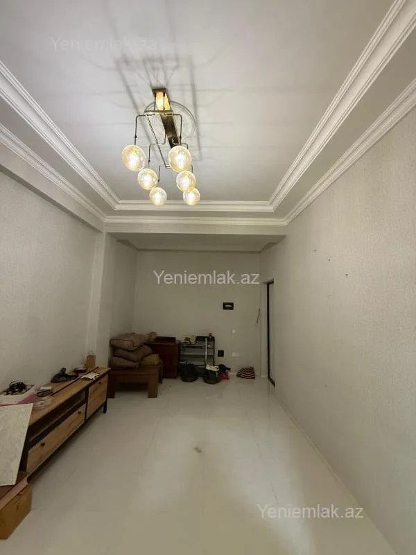 Satılır 2 otaqlı yeni tikili 72 m²