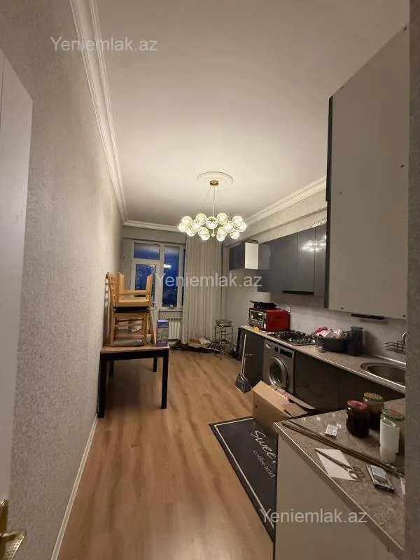 Satılır 2 otaqlı yeni tikili 72 m²