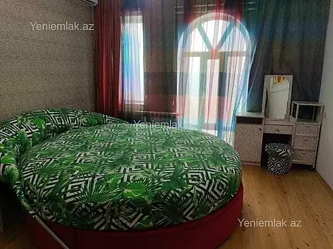 Satılır 4 otaqlı həyət evi 75 m²