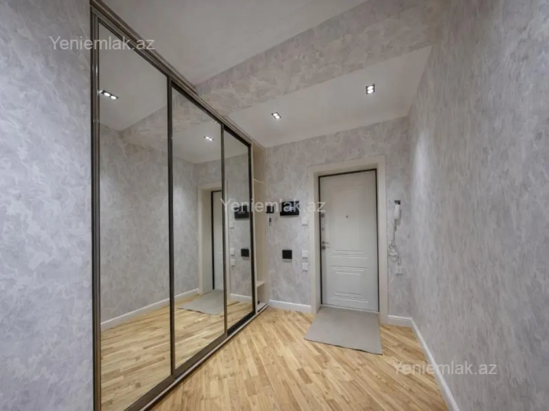 Satılır 3 otaqlı yeni tikili 95 m²