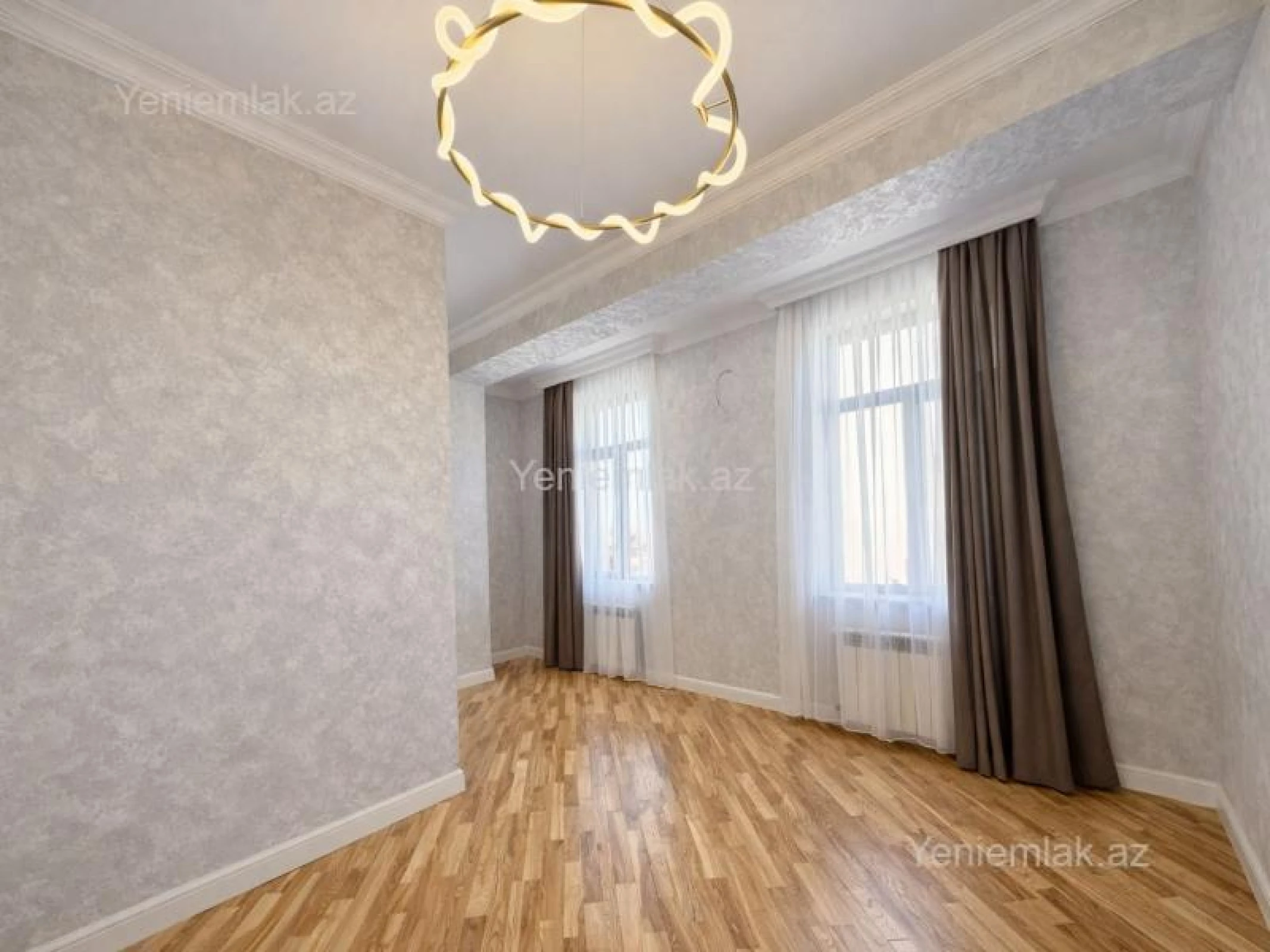 Satılır 3 otaqlı yeni tikili 95 m²