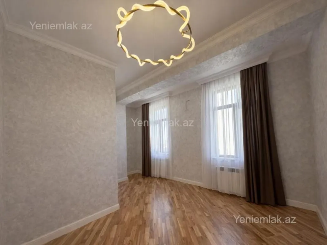 Satılır 3 otaqlı yeni tikili 95 m²