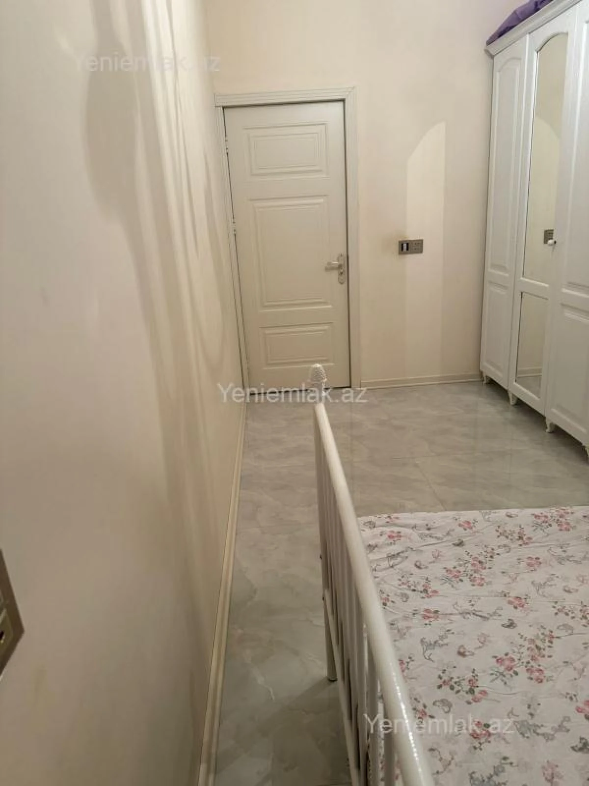 Satılır 3 otaqlı yeni tikili 115 m²