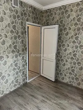 Satılır 2 otaqlı köhnə tikili 55 m²