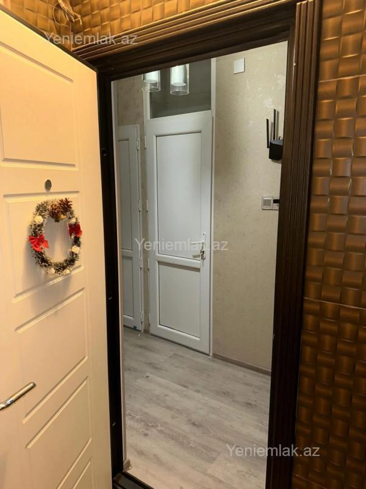 Satılır 2 otaqlı köhnə tikili 55 m²