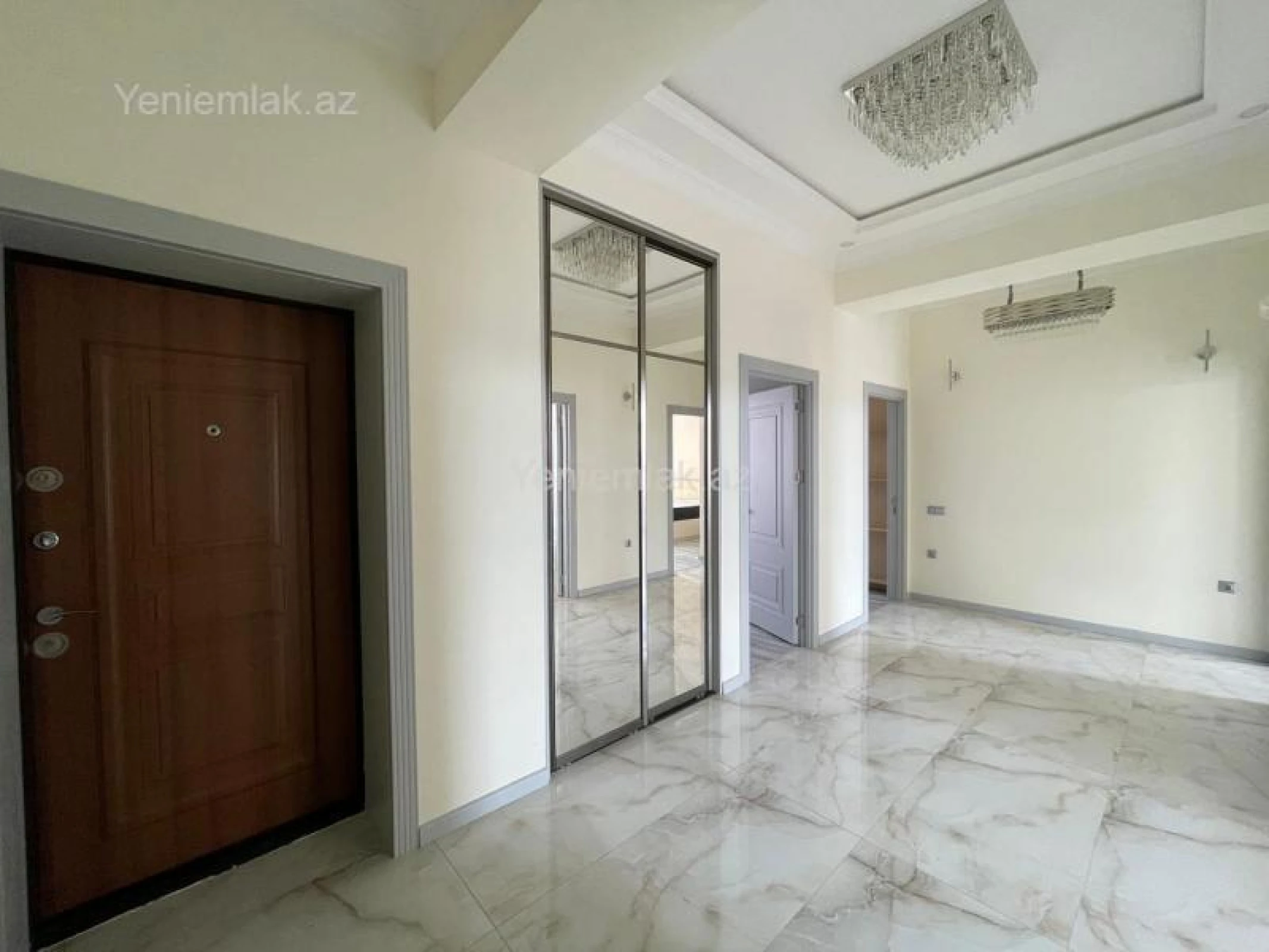 Satılır 4 otaqlı yeni tikili 121 m²