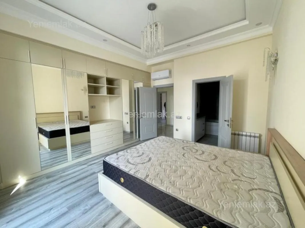 Satılır 4 otaqlı yeni tikili 121 m²