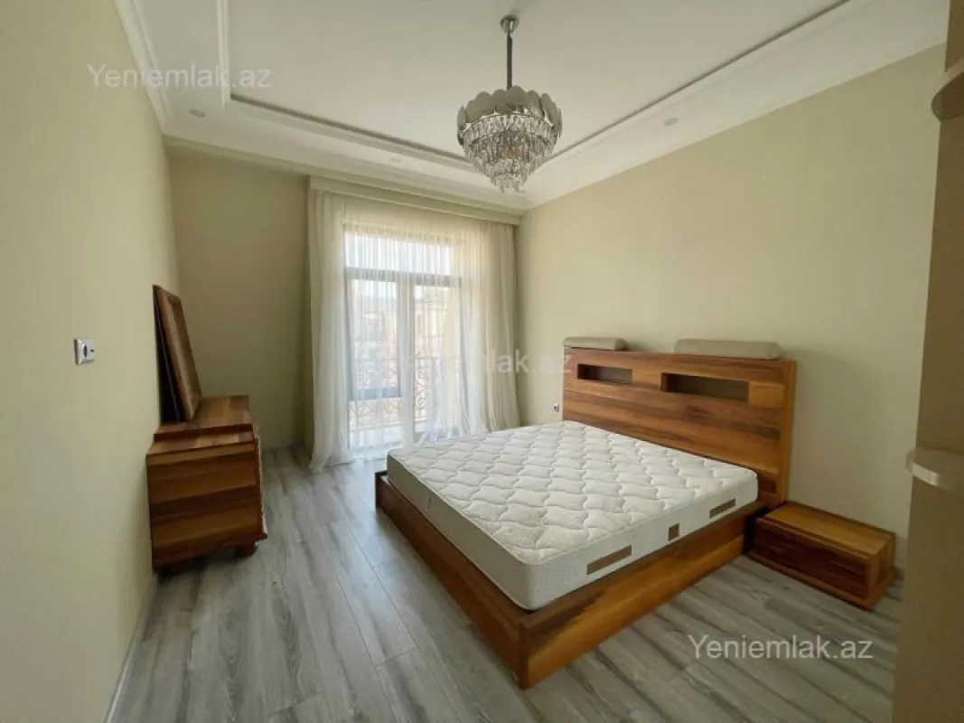 Satılır 4 otaqlı yeni tikili 121 m²