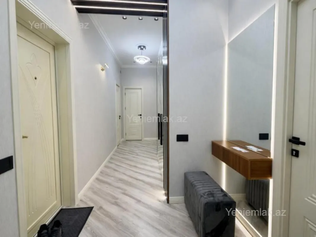 Satılır 3 otaqlı yeni tikili 106 m²