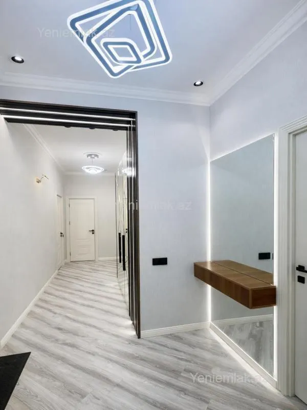 Satılır 3 otaqlı yeni tikili 106 m²