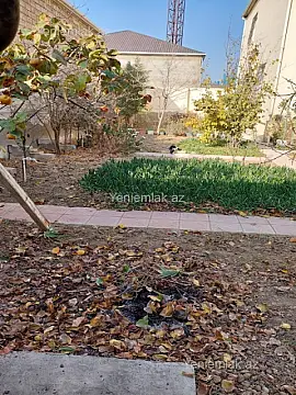 Satılır 6 otaqlı həyət evi 300 m²