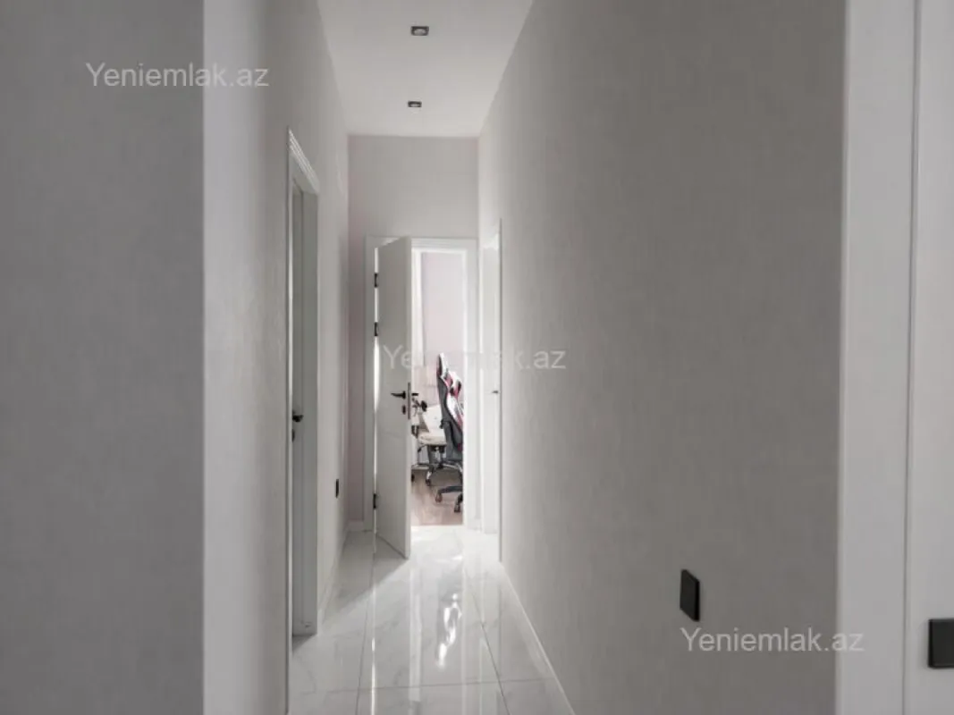 Satılır 3 otaqlı yeni tikili 105 m²