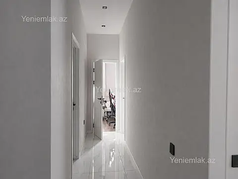 Satılır 3 otaqlı yeni tikili 105 m²