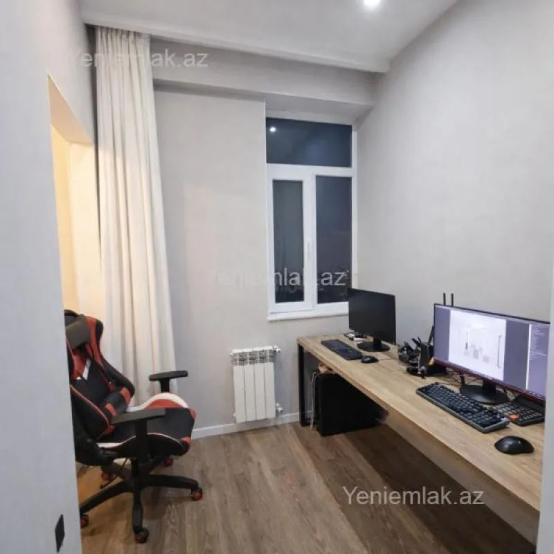 Satılır 3 otaqlı yeni tikili 105 m²