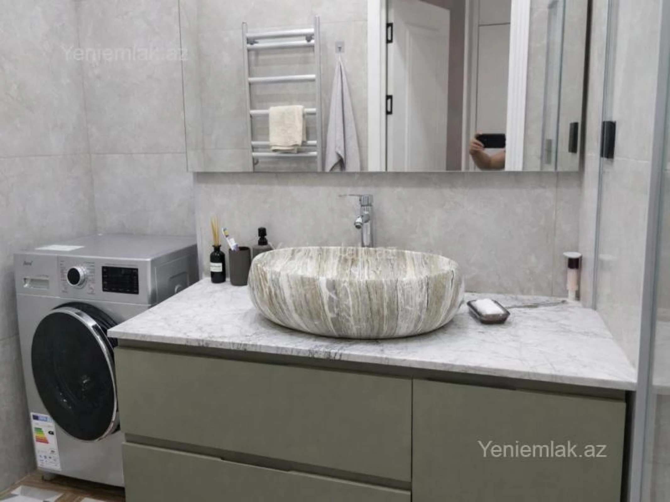 Satılır 3 otaqlı yeni tikili 105 m²