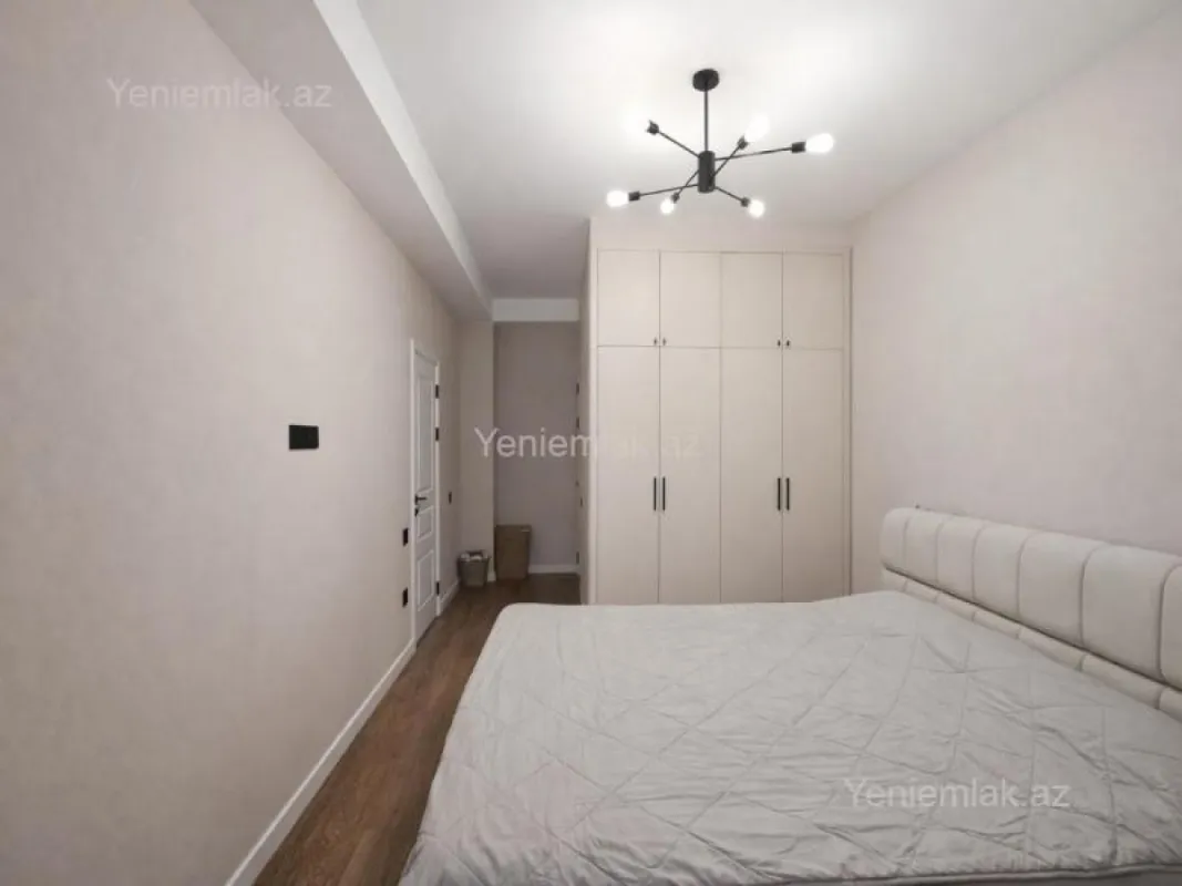 Satılır 3 otaqlı yeni tikili 105 m²