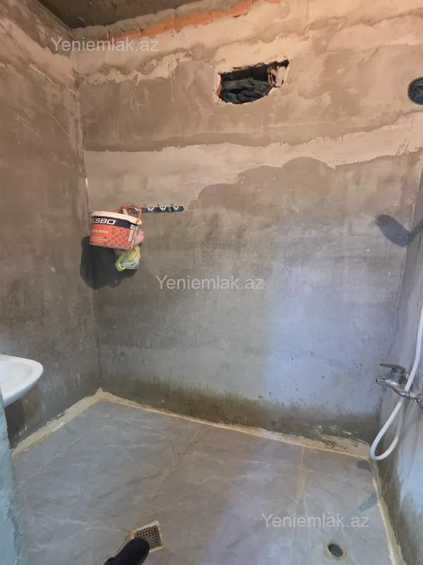 Satılır 3 otaqlı yeni tikili 80 m²
