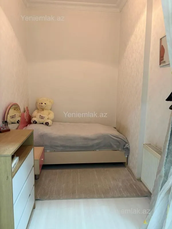 Satılır 3 otaqlı yeni tikili 85 m²
