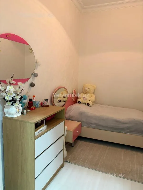 Satılır 3 otaqlı yeni tikili 85 m²