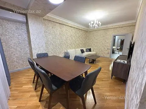 Satılır 3 otaqlı yeni tikili 105 m²