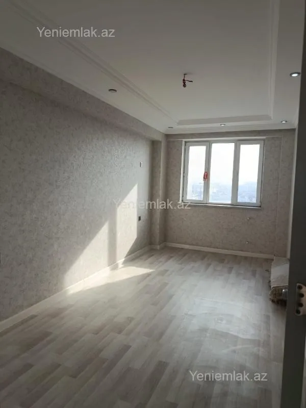 Satılır 3 otaqlı yeni tikili 85 m²