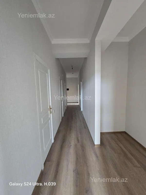 Satılır 4 otaqlı yeni tikili 110 m²