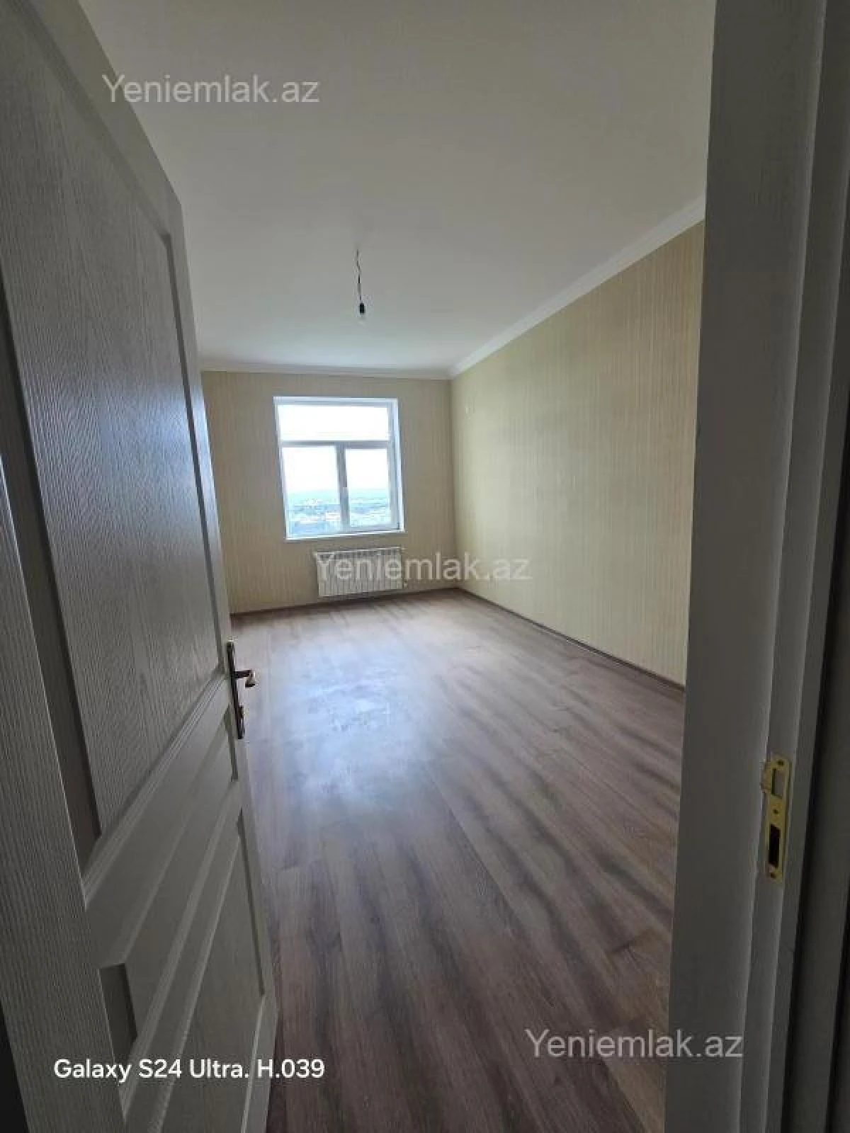 Satılır 4 otaqlı yeni tikili 110 m²