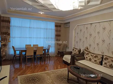 Satılır 4 otaqlı yeni tikili 160 m²