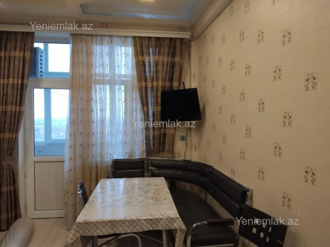 Satılır 4 otaqlı yeni tikili 160 m²