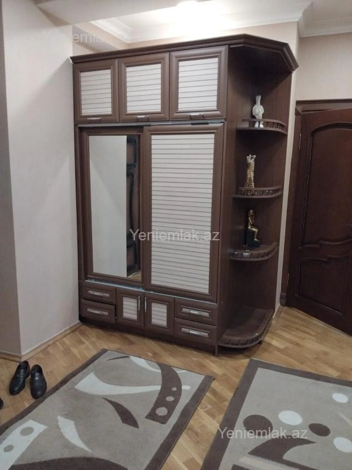 Satılır 4 otaqlı yeni tikili 160 m²