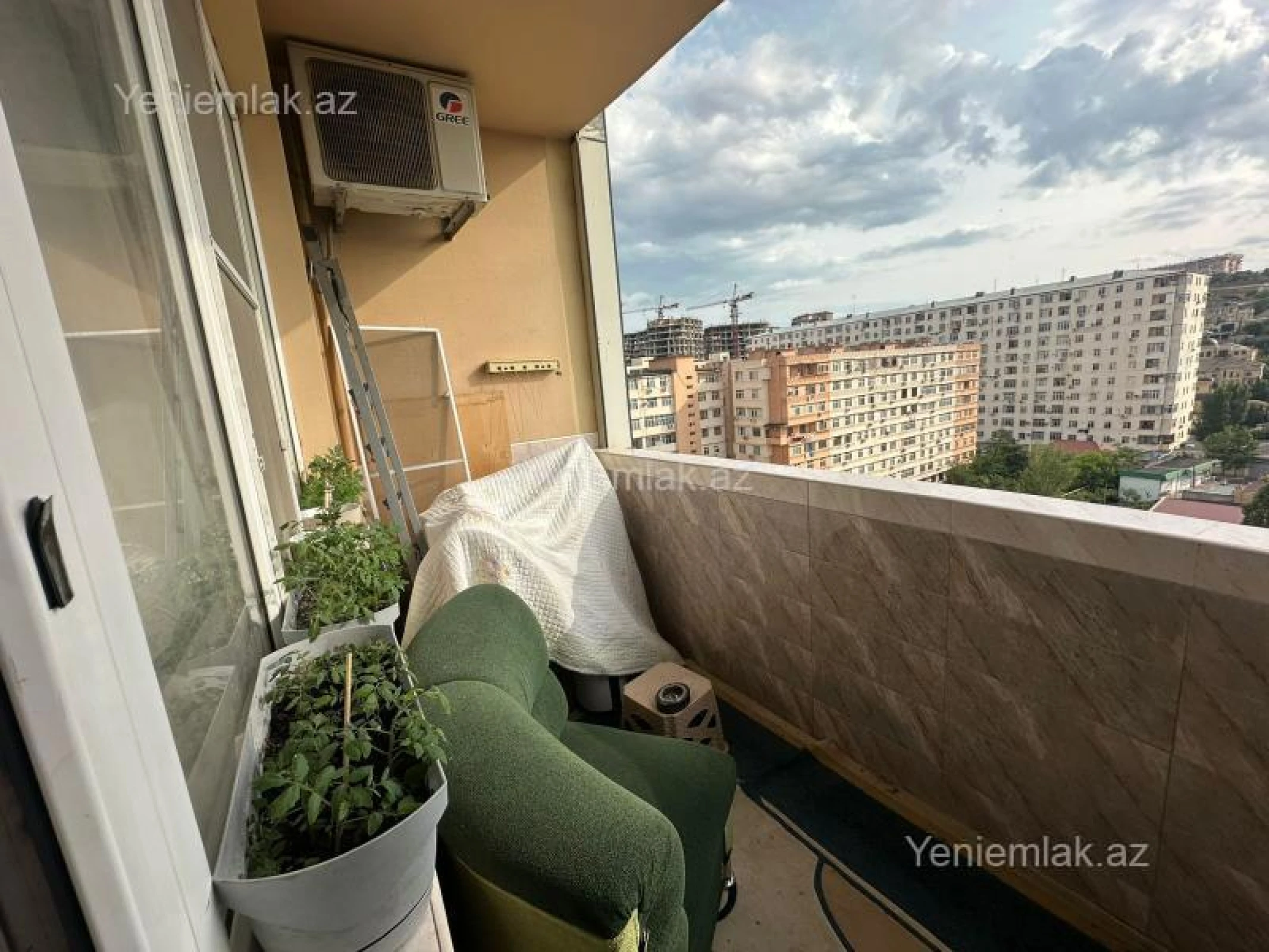Satılır 3 otaqlı yeni tikili 127 m²